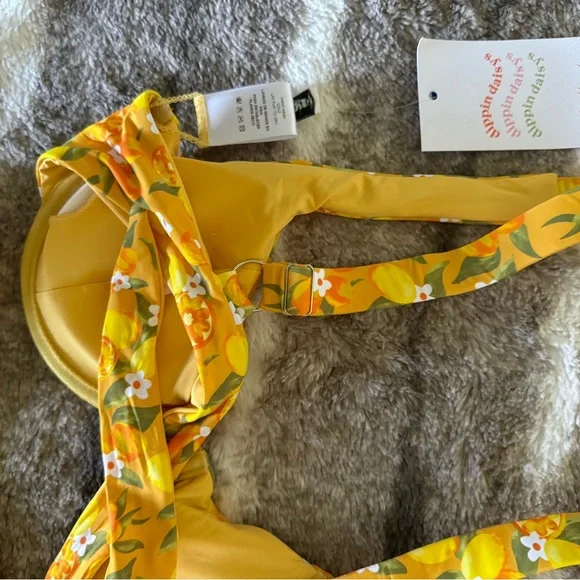 ❤️ SOLD ON CURTSY ❤️Dippin Daisys Bikini Set - Picture 6 of 12